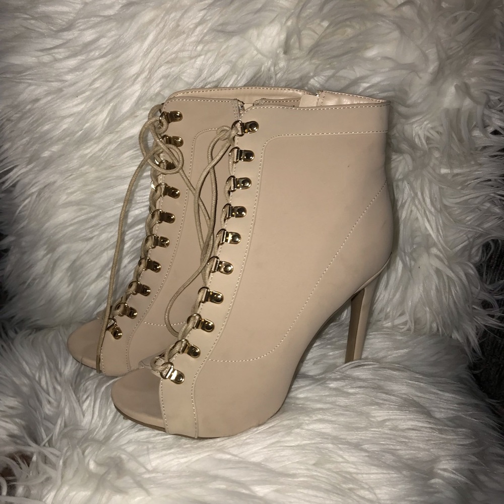 NEW HEELS!
